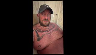 Video 1664168323: model