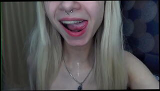 Video 1594148365: webcam teen