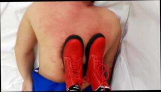 Video 908684604: finger crush, fetish