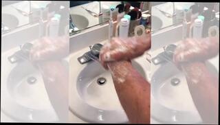 Video 1201520103: grandpa solo, sexy gay solo, old grandpa gay, sexy solo male, solo male hand, sexy washing