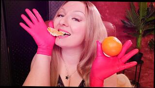 Video 1623776163: milf fetish model, milf solo female, model swallows, model pornstar, models eating, models mouth