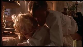 Video 913970804: julianne moore