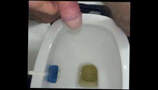 Video 909755255: squirting pissing, solo piss, pissing gay boys