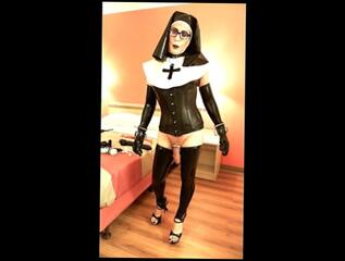 Video 1004234204: latex tranny, latex shemale, beautiful latex