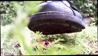 Video 895086175: toy car crush