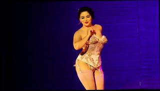Video 923514245: striptease nude dance