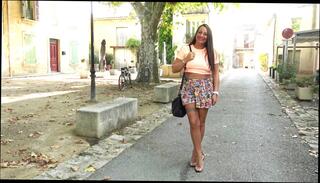Video 1608106734: ladies came, old lady young, toys