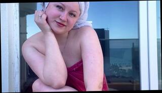 Video 1625927283: chubby amateur solo, chubby girl solo, solo masturbation chubby, solo girl fetish, smoking fetish solo, solo girl masturbating pussy, pussy solo female masturbation, chubby amateur brunette, fetish smoking cigarette, solo flash, 60fps amateur