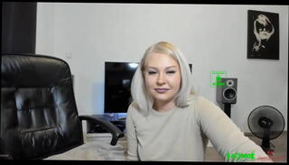 Video 1255804285: webcam girl blowjob