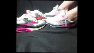 Video 1653324365: shoeplay fetish