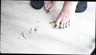 Video 1637694291: foot fetish feet, foot fetish solo, homemade foot fetish, little foot fetish, foot fetish leg, foot fetish hd, fetish straight, foot steps, bathroom fetish