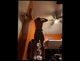 Video 1653290963: amateur solo male, yoga solo
