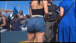 Video 1513192515: candid jeans ass, ass jeans shorts