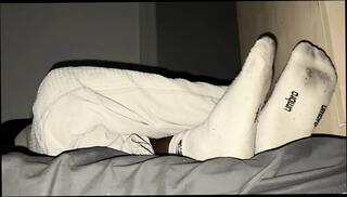 Video 1658592381: feet solo, gay homemade solo, gay black feet, white socks feet, feet hd