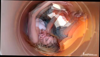 Video 1611775495: feet soles toes, toes wrinkled soles, toe blonde