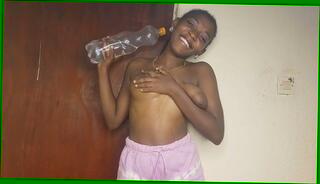 Video 1658672605: pretty creamy pussy, women