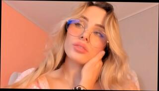 Video 1074965095: big boobs european, small boobed blonde