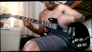 Video 1049632835: boy hand