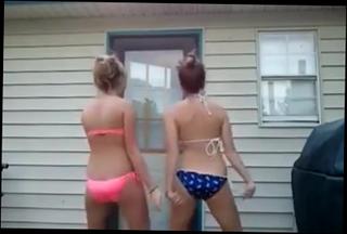Video 76503304: ass shaking, homemade two, great ass, homemade play, hot amateur
