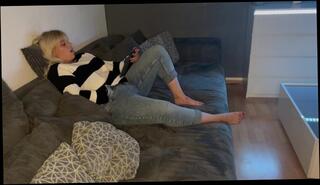 Video 1617943933: solo fingering orgasm, solo masturbation feet, solo female fingering, fingering vibrator orgasm, solo moaning orgasm, amateur orgasm solo, amateur solo handjob, solo shaking orgasm, deutsch solo masturbation, womens feet, tattooed feet, german feet, deutsch orgasmus, porno