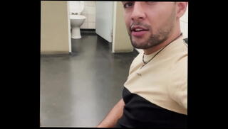 Video 1609282705: gay public toilet