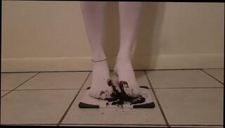 Video 1594983083: pantyhose foot fetish, foot fetish solo, amateur foot fetish, foot crush fetish, male foot fetish, hot feet, 60fps amateur