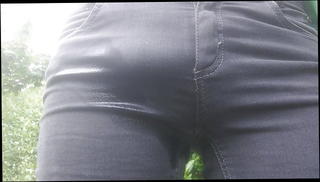 Video 1226531101: piss pee jeans, pee pissing outdoor, pee gay, peeing outside