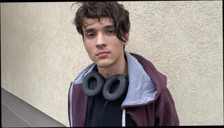 Video 1662587384: bareback twink gay sex, dominates cute