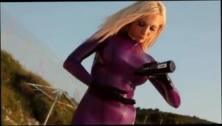 Video 903101704: susan wayland, german latex fetish, latex solo, latex public, female latex