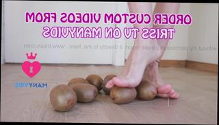 Video 1496897403: barefoot fetish, barefoot feet, solo female feet, barefoot amateur, barefoot crush, giantess feet crush